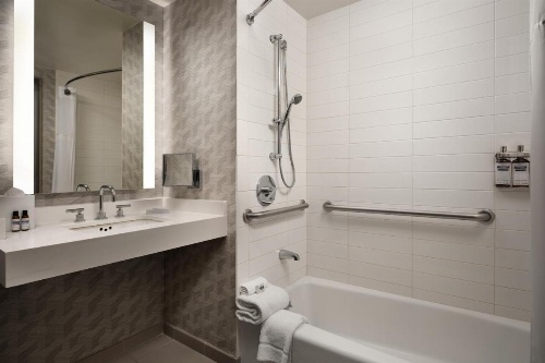 Hyatt Regency Los Angeles International Airport image 13